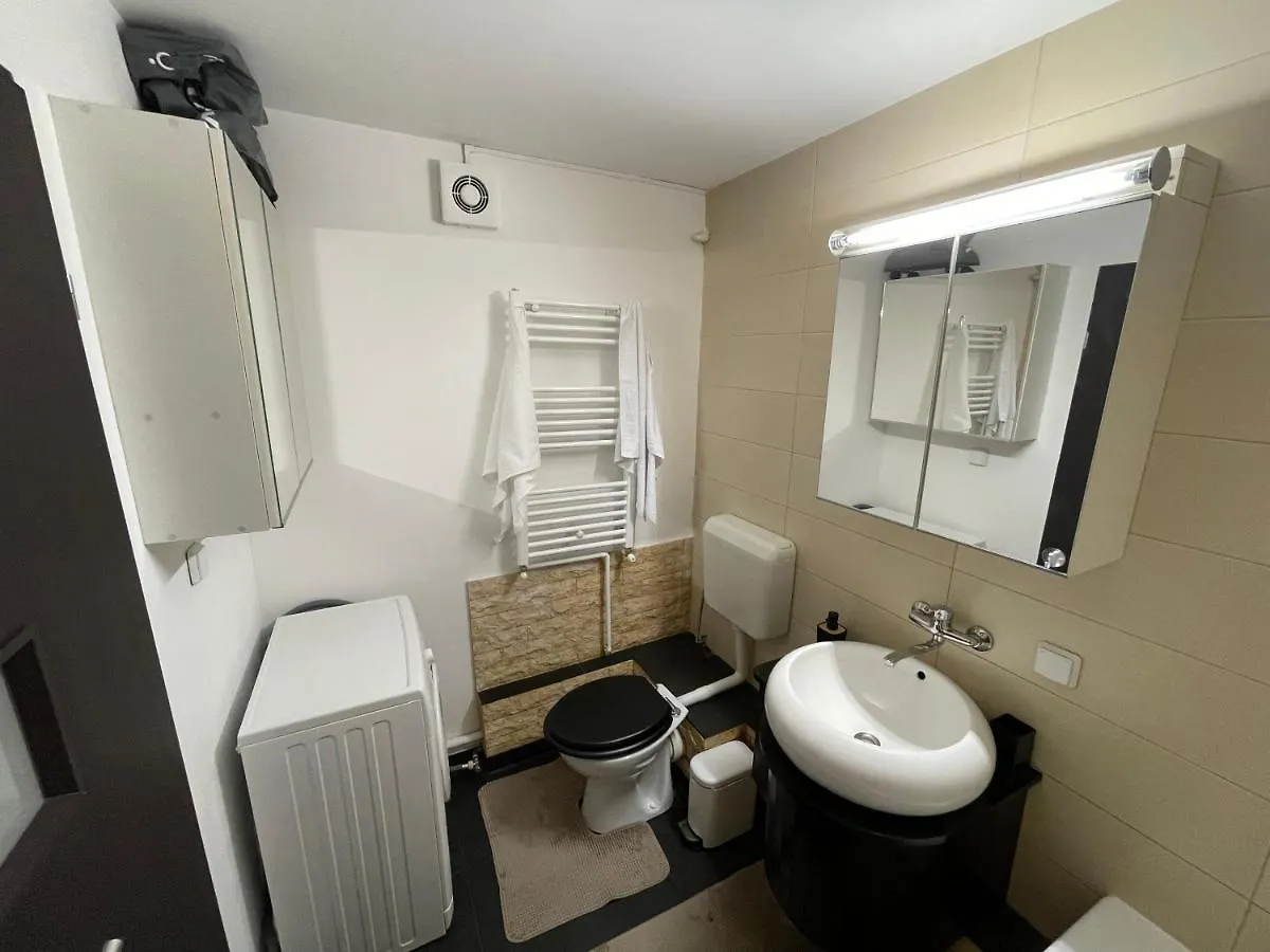 Sunset Luxury Apartment Near Unirii Square Bucharest